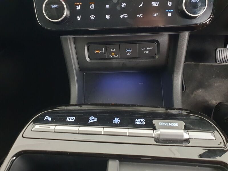 More views of Hyundai Tucson