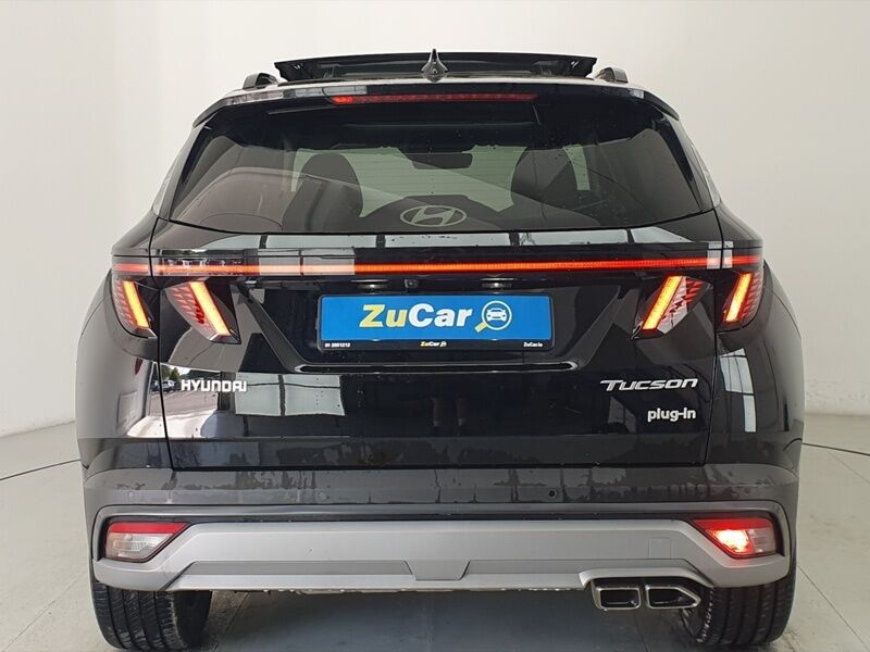More views of Hyundai Tucson