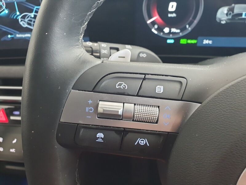 More views of Hyundai Tucson