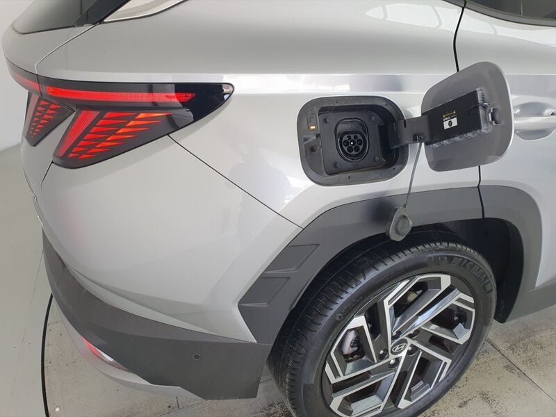 More views of Hyundai Tucson