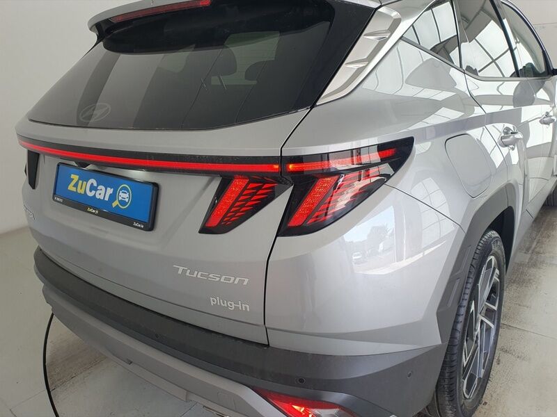 More views of Hyundai Tucson