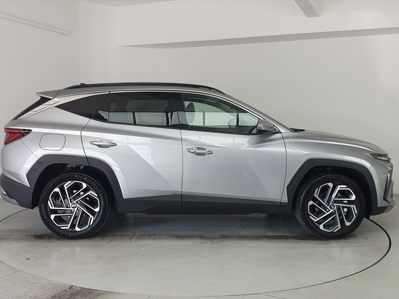 More views of Hyundai Tucson