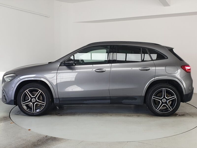 More views of Mercedes-Benz GLA