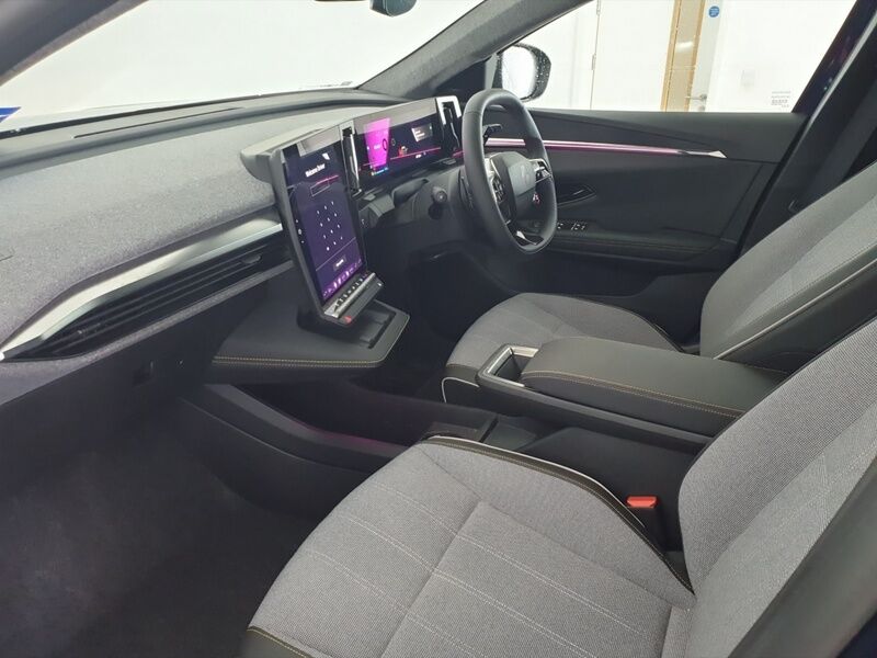 More views of Renault Scenic
