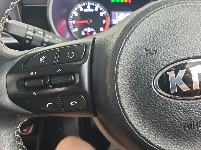 More views of Kia Picanto
