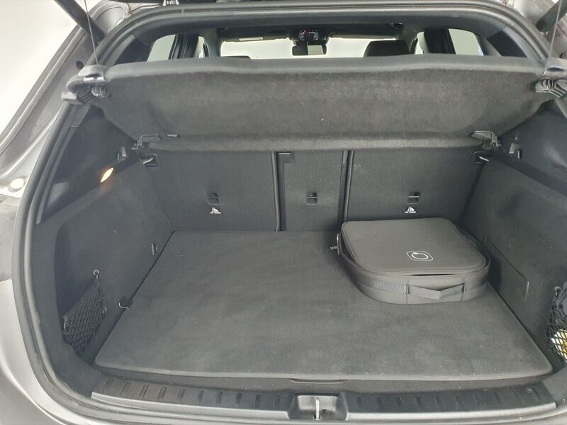 More views of Mercedes-Benz EQA