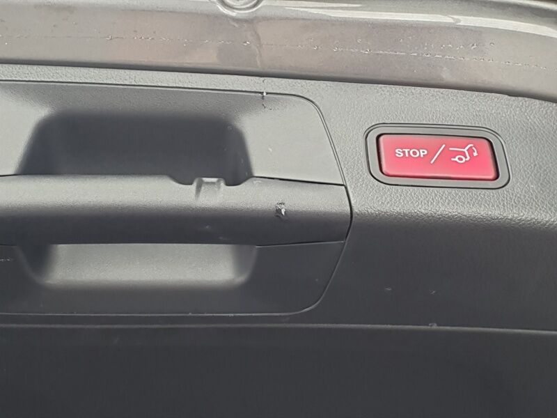 More views of Mercedes-Benz EQA