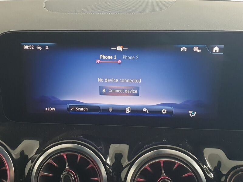 More views of Mercedes-Benz EQA