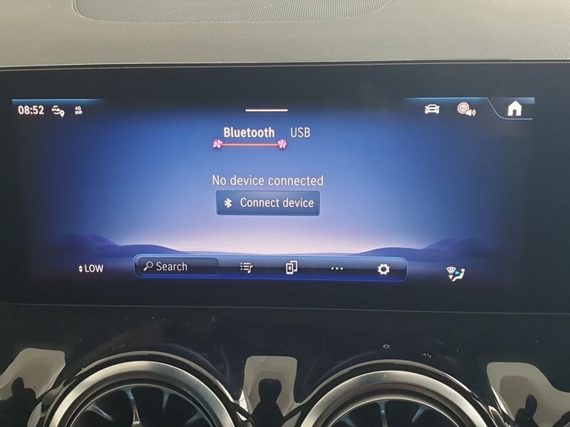More views of Mercedes-Benz EQA