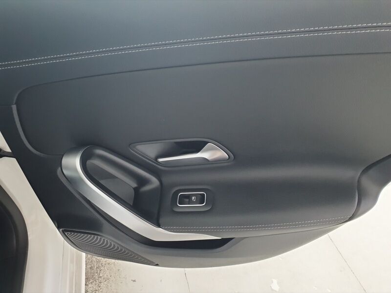 More views of Mercedes-Benz CLA