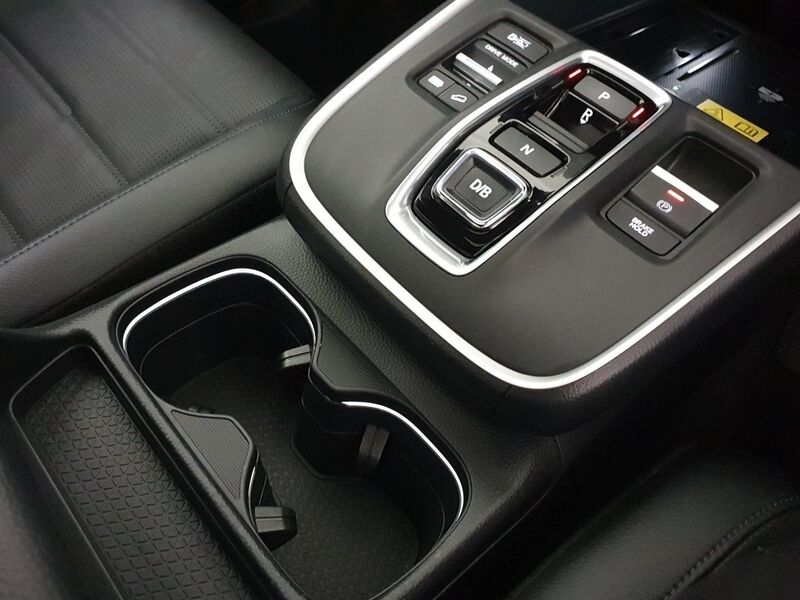 More views of Honda CR-V