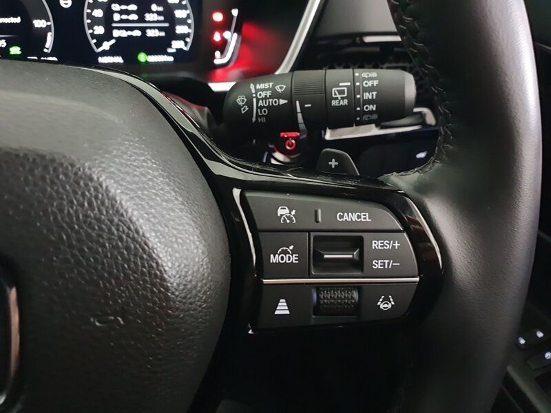 More views of Honda CR-V