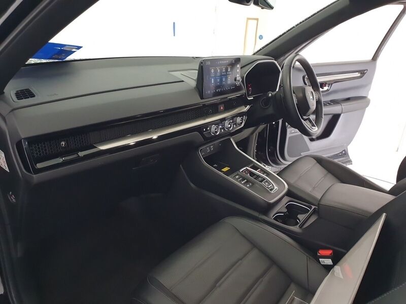 More views of Honda CR-V