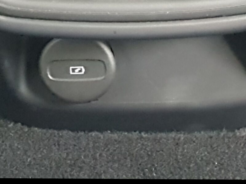 More views of Polestar 2