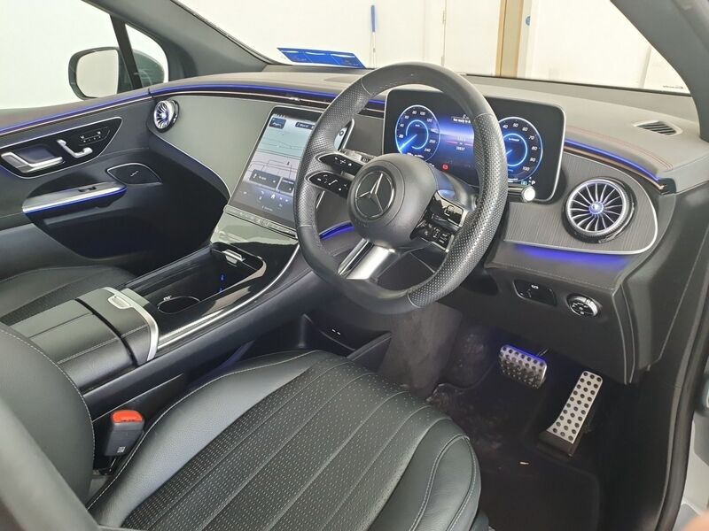More views of Mercedes-Benz EQE