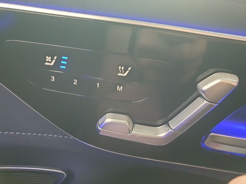 More views of Mercedes-Benz EQE