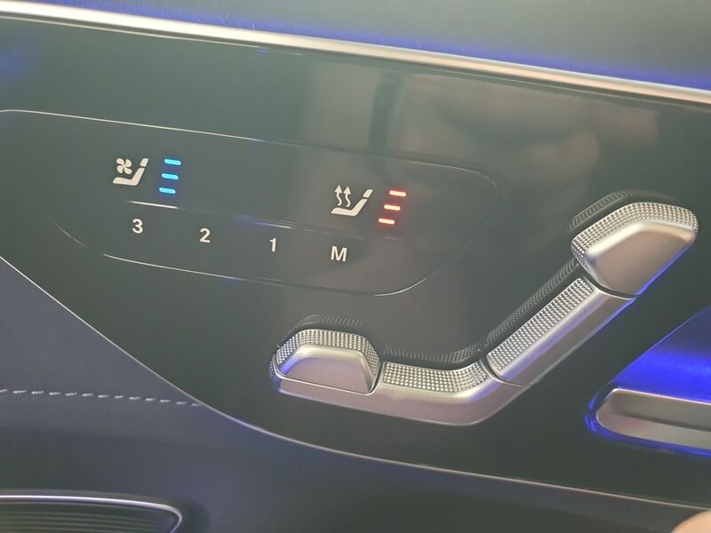 More views of Mercedes-Benz EQE