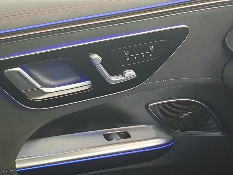 More views of Mercedes-Benz EQE