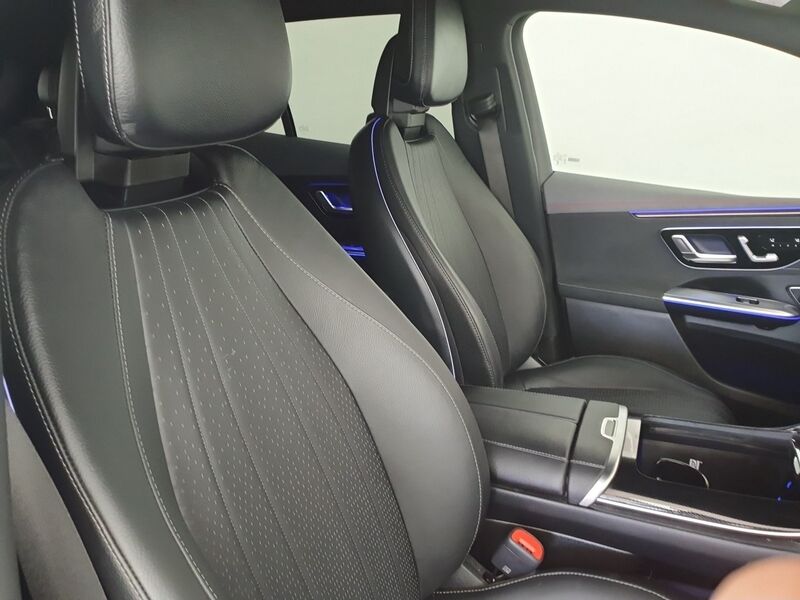 More views of Mercedes-Benz EQE