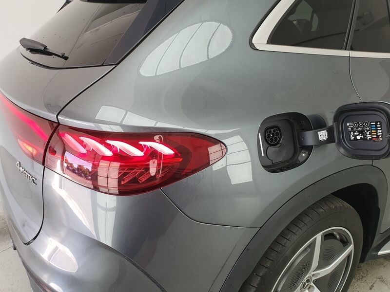 More views of Mercedes-Benz EQE