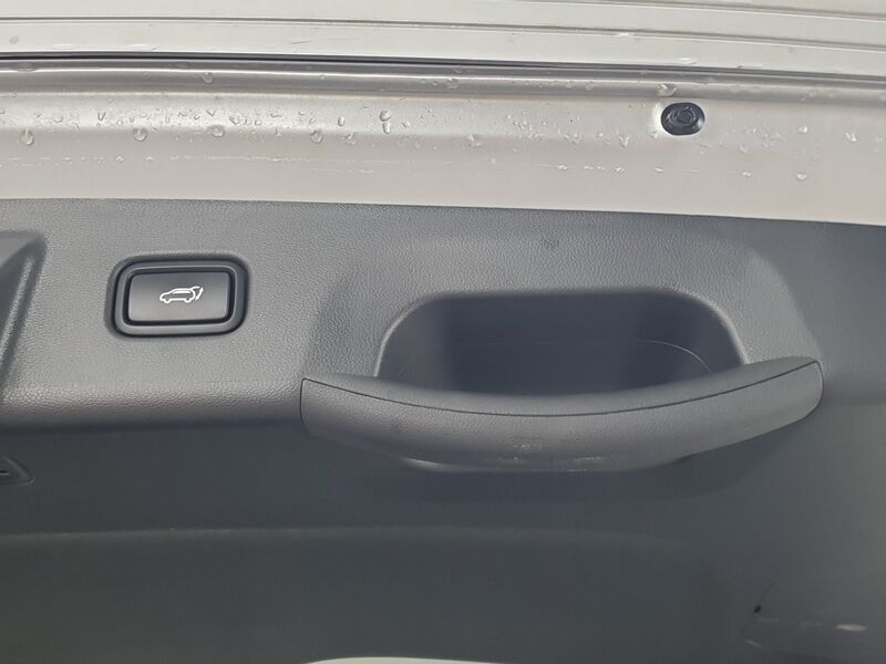 More views of Hyundai Tucson