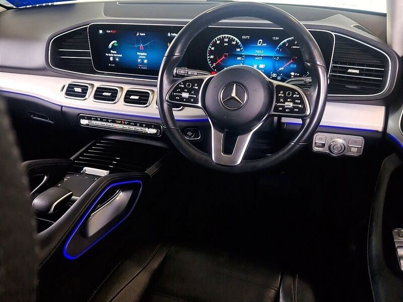 More views of Mercedes-Benz GLE
