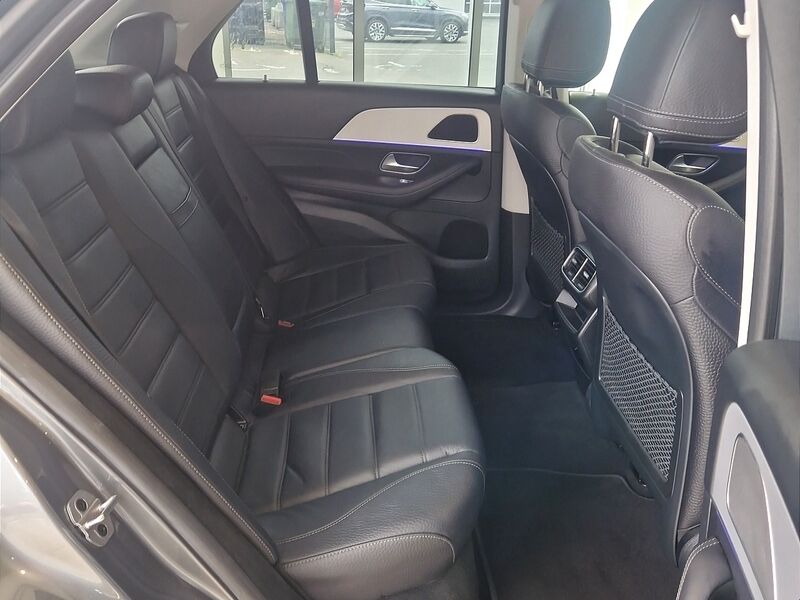 More views of Mercedes-Benz GLE