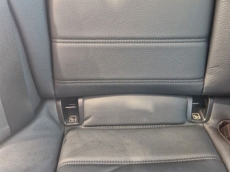More views of Mercedes-Benz GLE