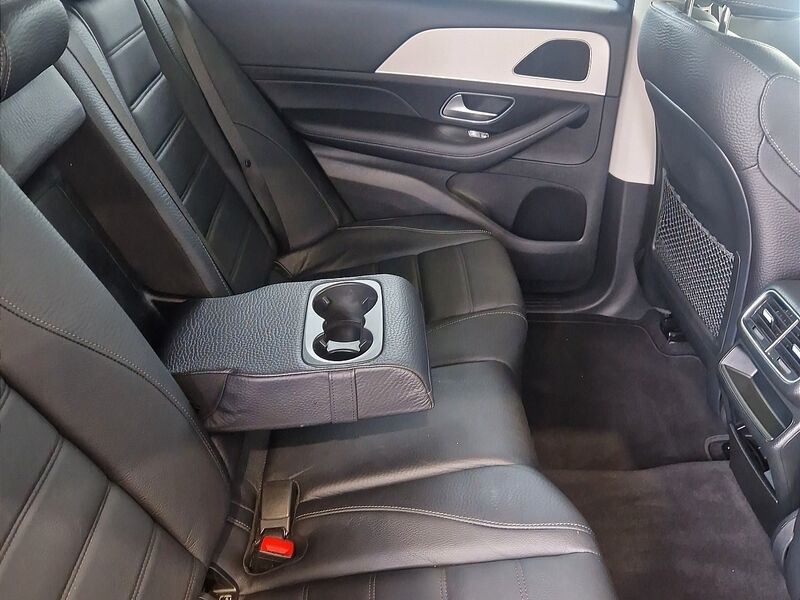 More views of Mercedes-Benz GLE