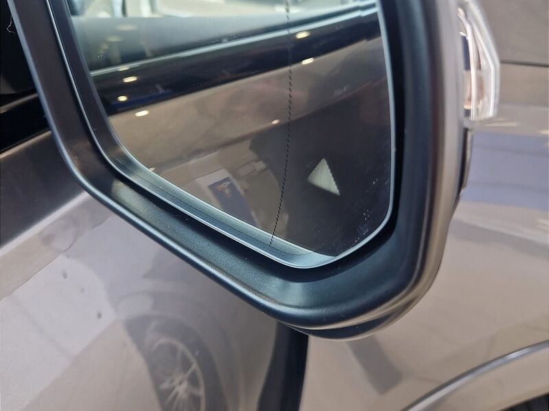 More views of Mercedes-Benz GLE
