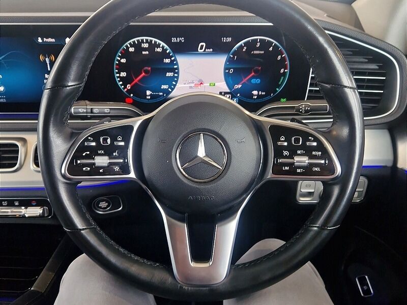 More views of Mercedes-Benz GLE