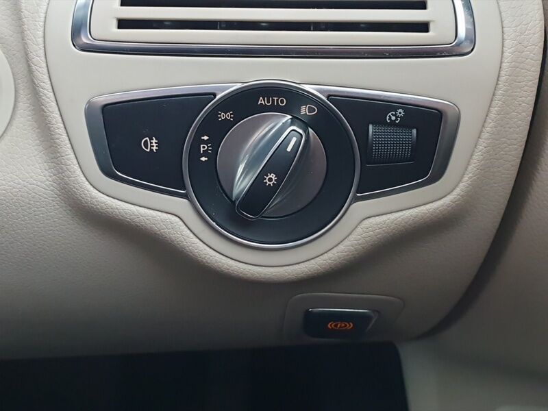 More views of Mercedes-Benz C-Class