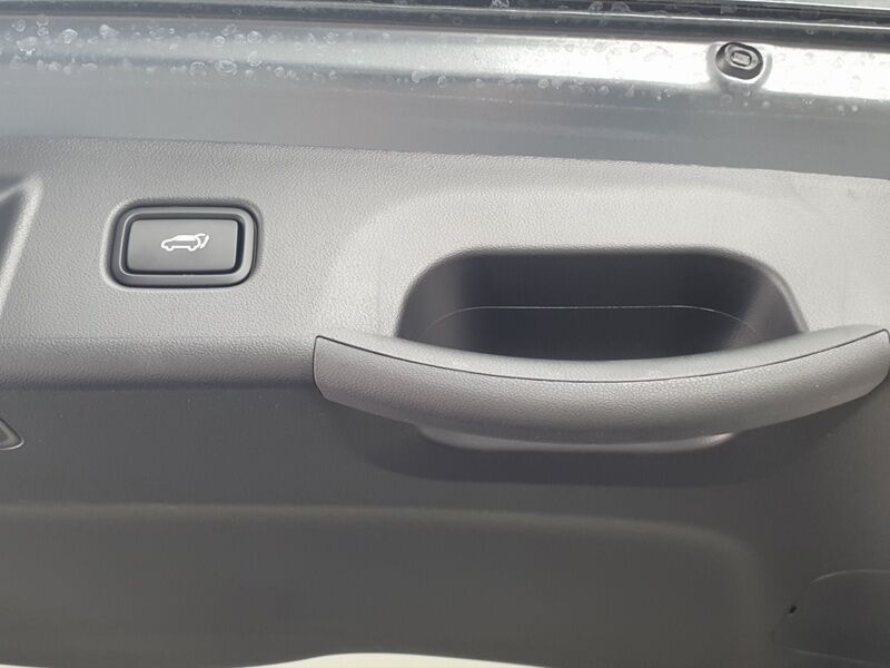 More views of Hyundai Tucson