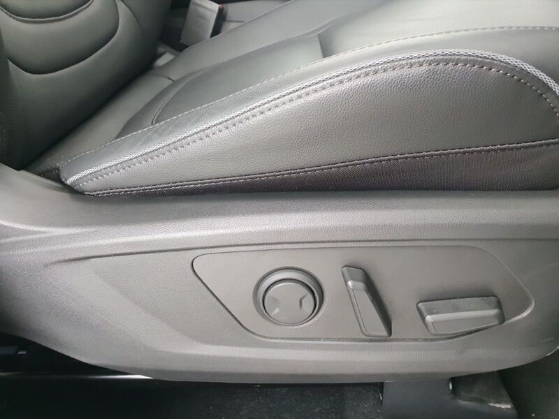 More views of Hyundai Tucson