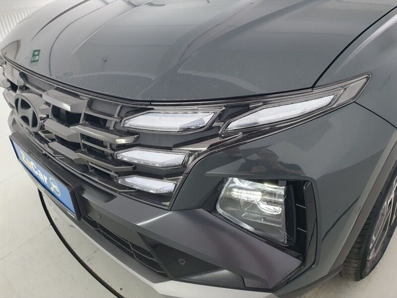 More views of Hyundai Tucson