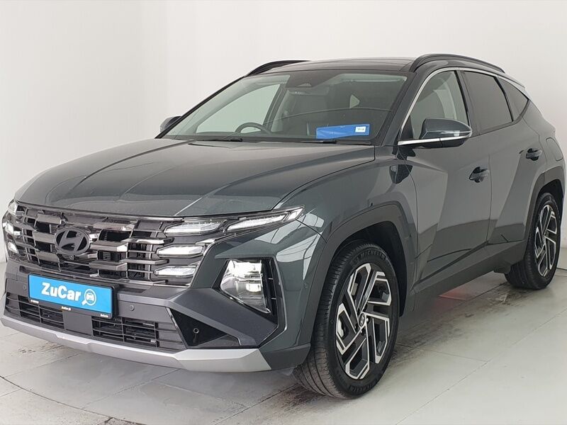 More views of Hyundai Tucson