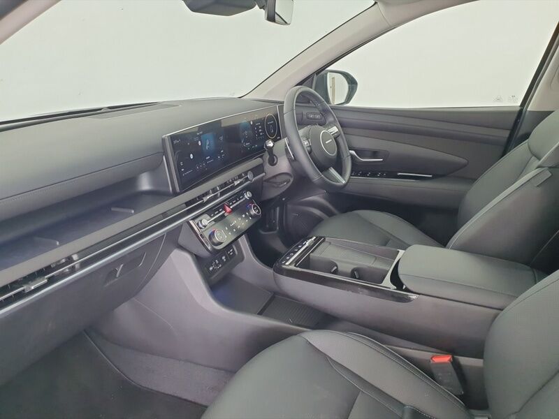 More views of Hyundai Tucson