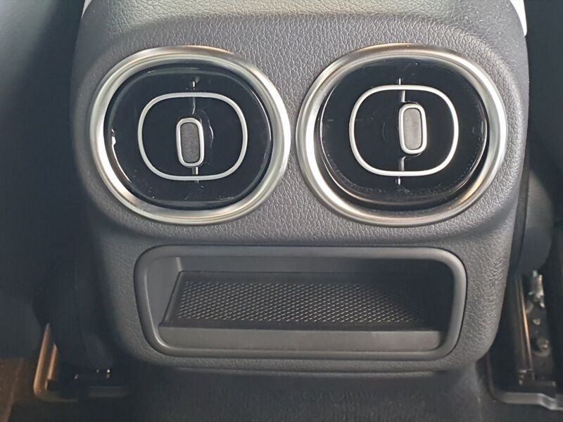 More views of Mercedes-Benz 300