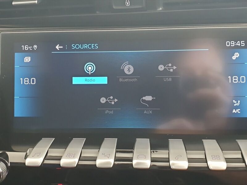 More views of Peugeot 508