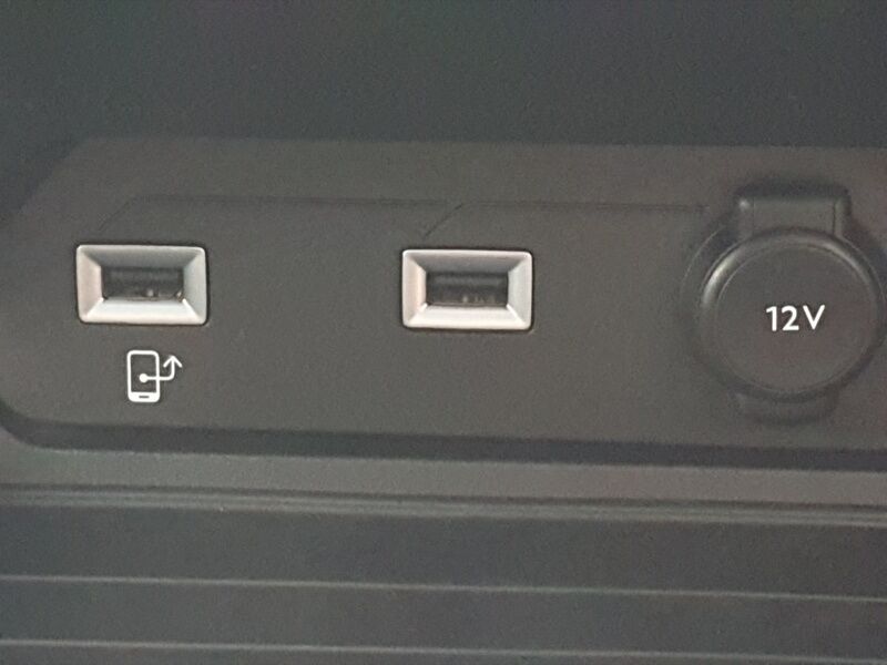 More views of Peugeot 508