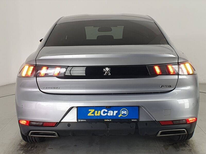 More views of Peugeot 508