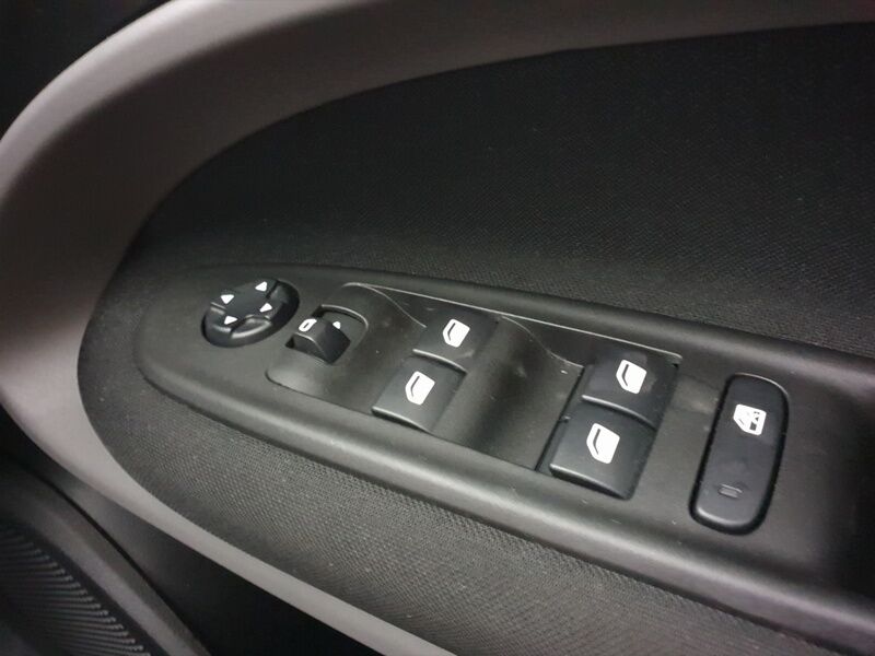 More views of Jeep Avenger