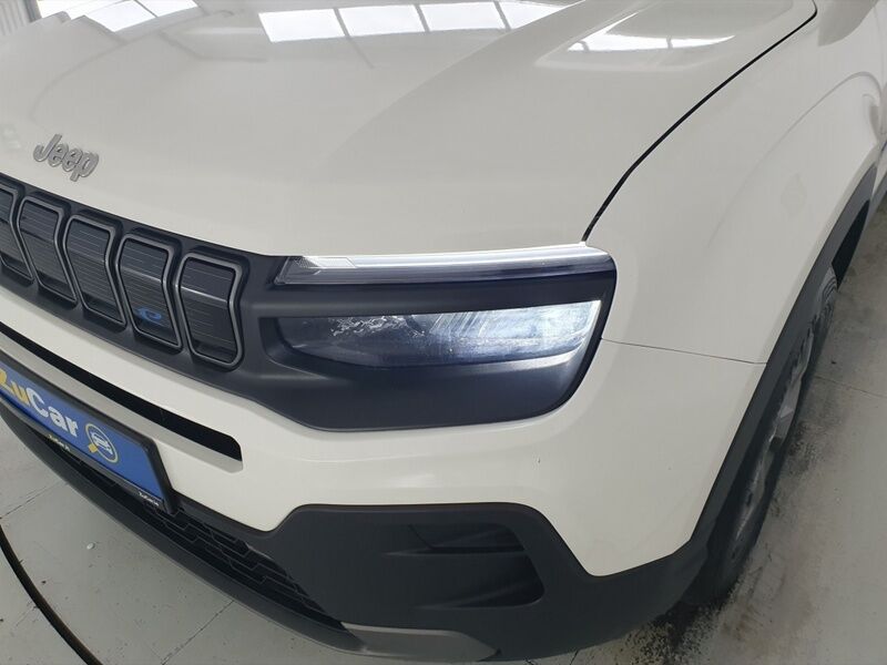 More views of Jeep Avenger