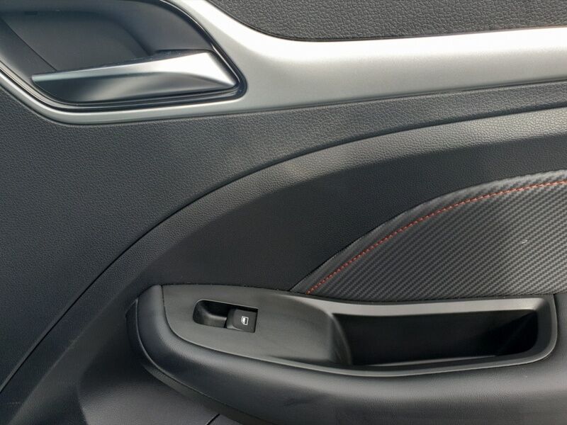 More views of MG ZS