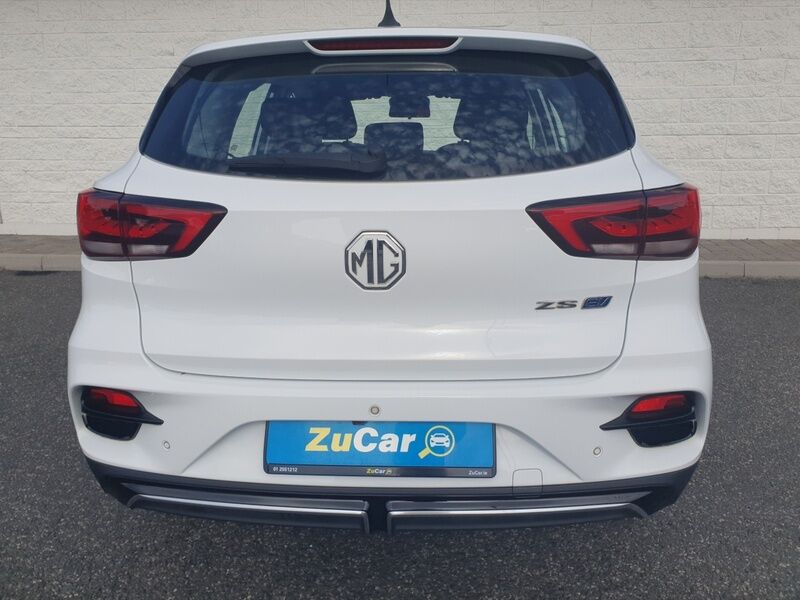 More views of MG ZS