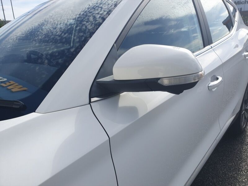 More views of MG ZS