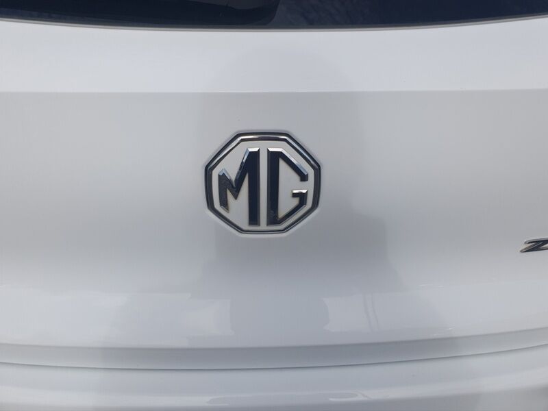 More views of MG ZS