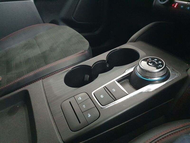 More views of Ford Kuga