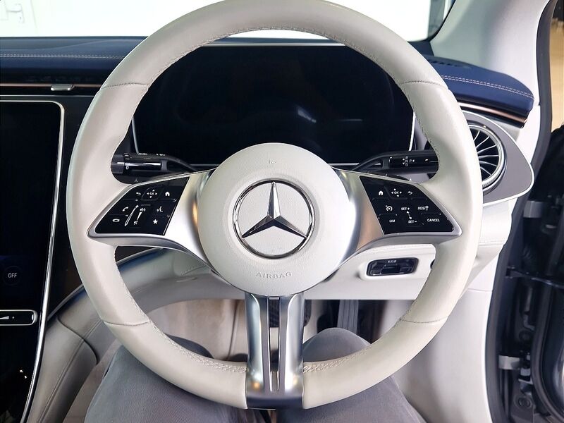 More views of Mercedes-Benz EQE