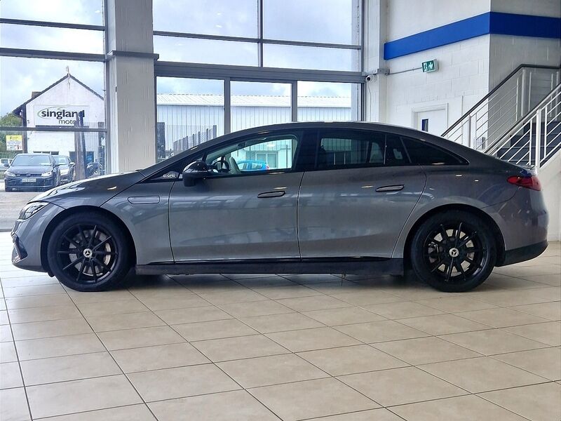 More views of Mercedes-Benz EQE
